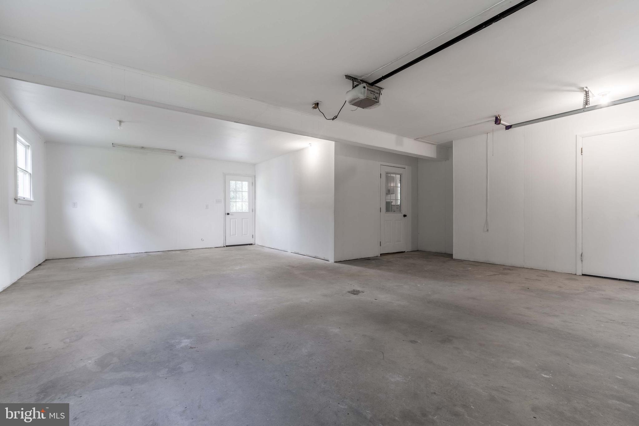 912 Forbes Road Carlisle, PA 17013 - Photo 20 of 36 Gallery Image 20