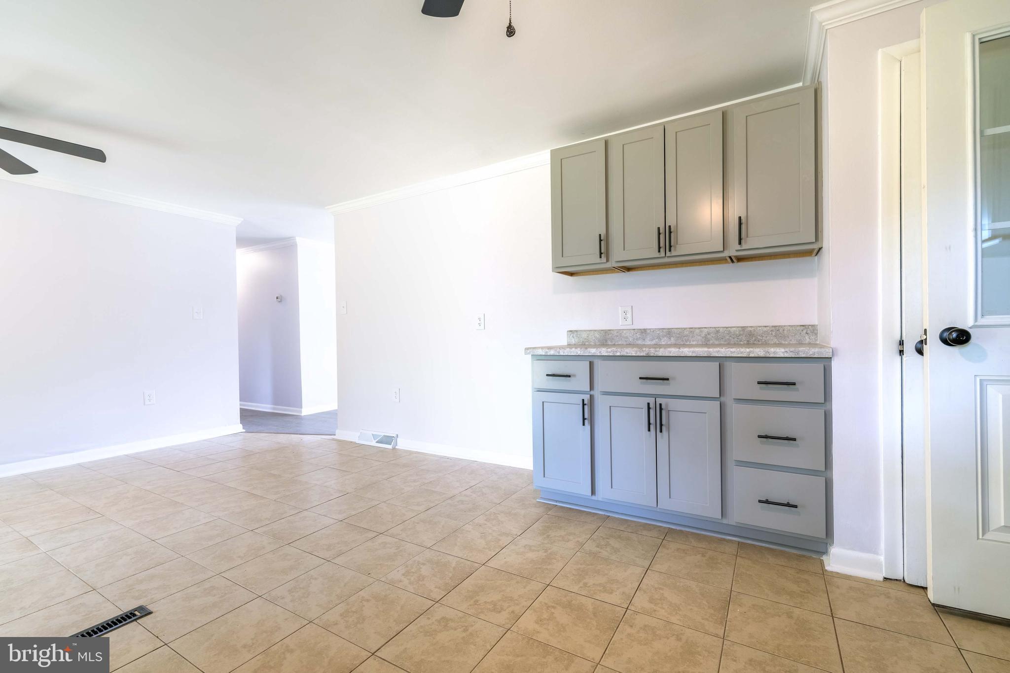 912 Forbes Road Carlisle, PA 17013 - Photo 8 of 36 Gallery Image 8