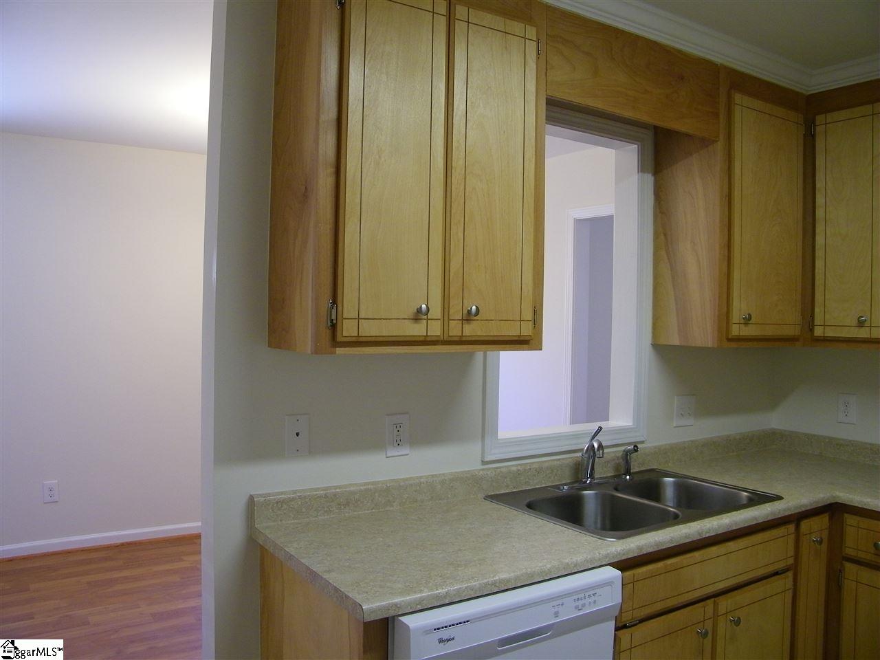 122 A Spring Street Greer, SC 29650 - Photo 5 of 27 Gallery Image 5