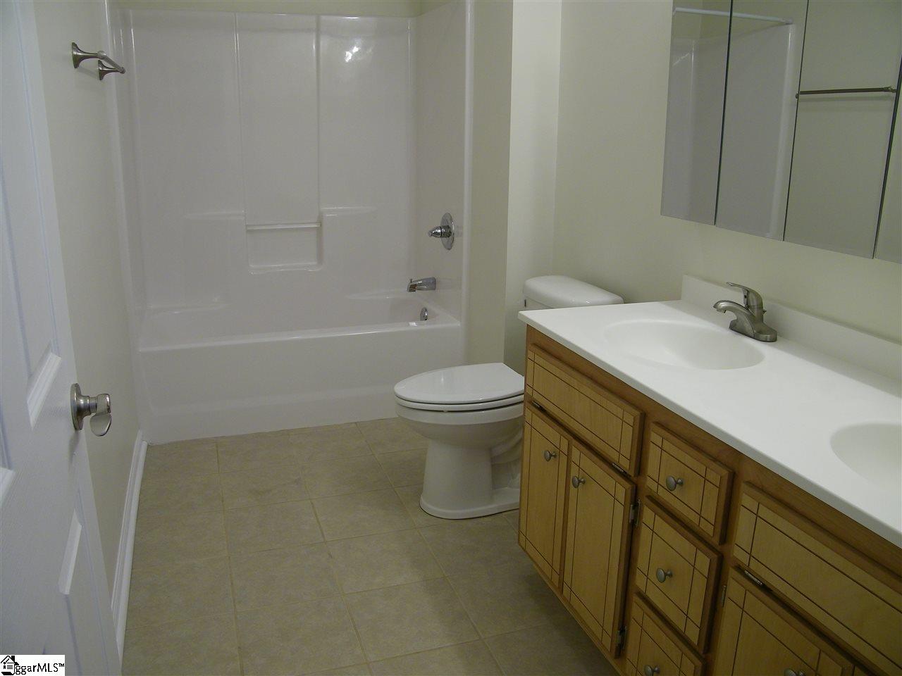 122 A Spring Street Greer, SC 29650 - Photo 9 of 27 Gallery Image 9
