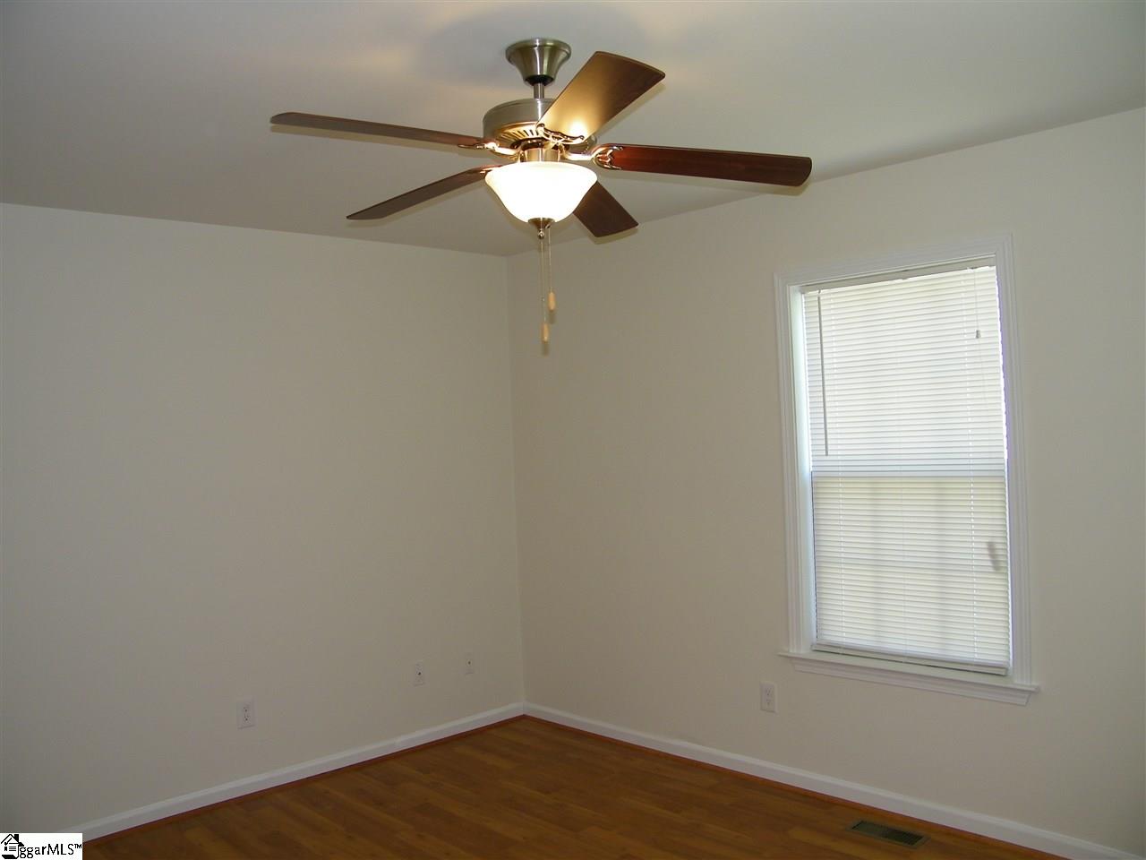 122 A Spring Street Greer, SC 29650 - Photo 10 of 27 Gallery Image 10