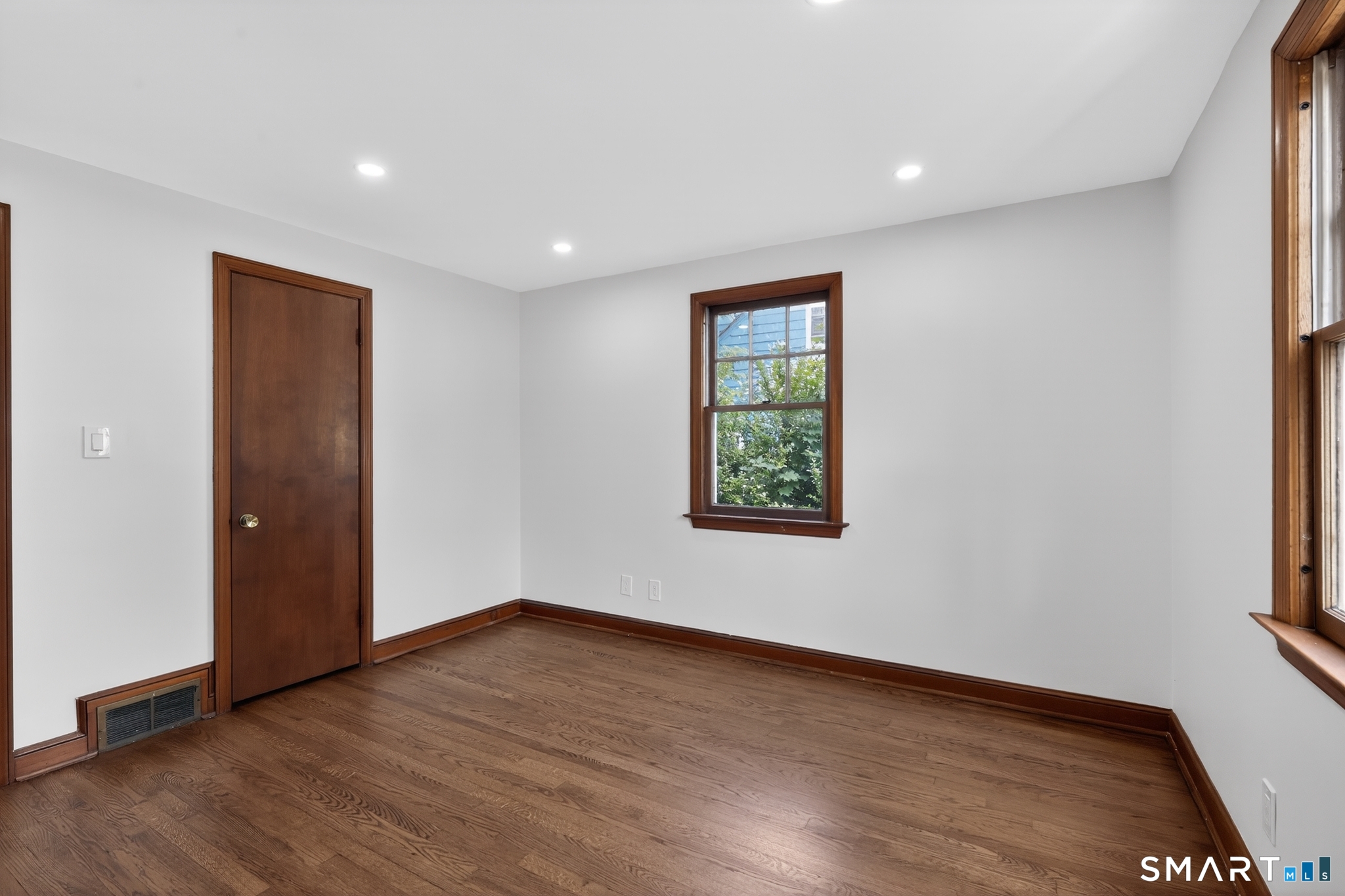 30 Jarvis Road Manchester, CT 06040 - Photo 16 of 27