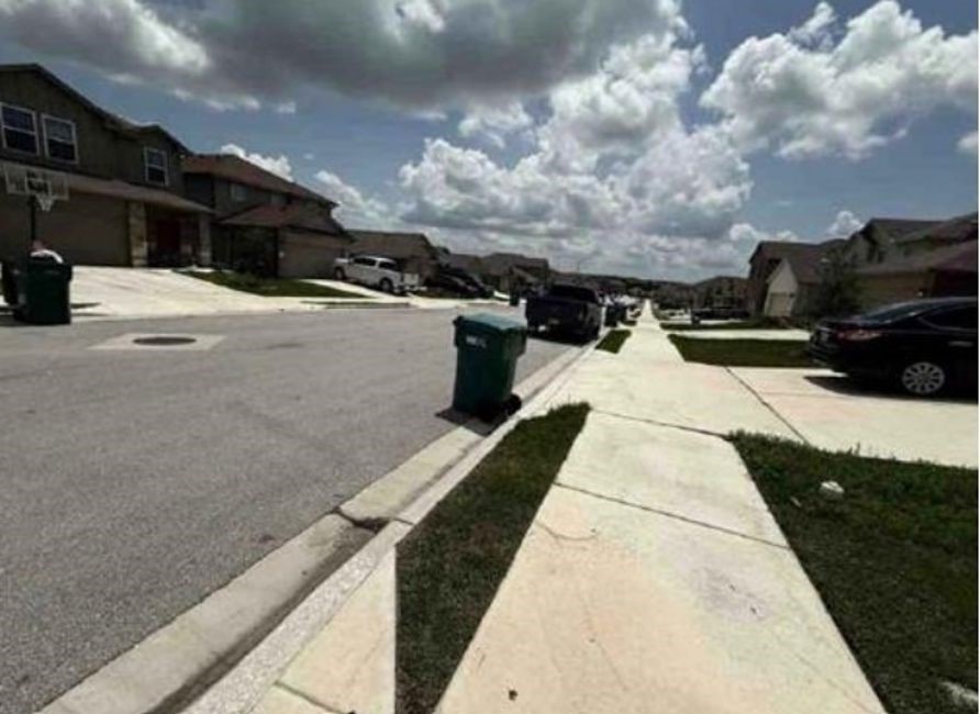 12201 Token Trail Elgin, TX 78621 - Photo 5 of 6 a view of roof with sitting area