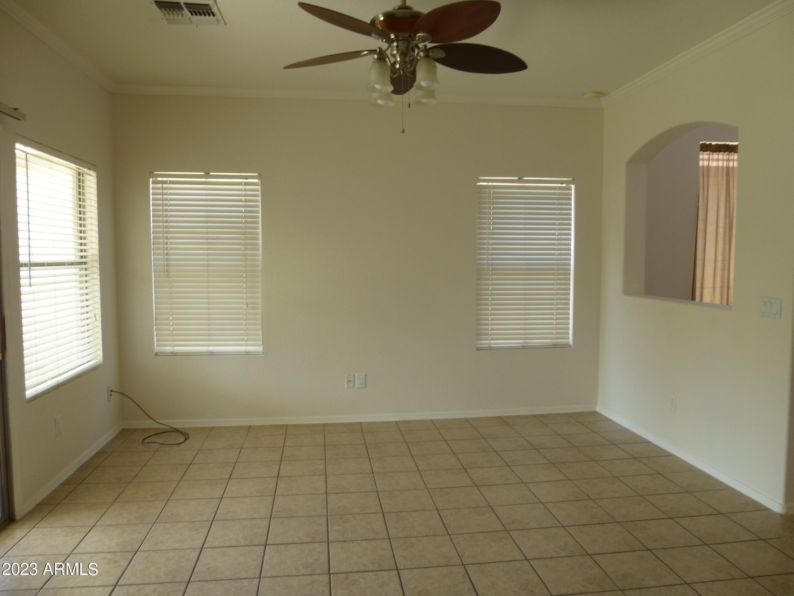 964 South Racine Lane Gilbert, AZ 85296 - Photo 15 of 35 Family room