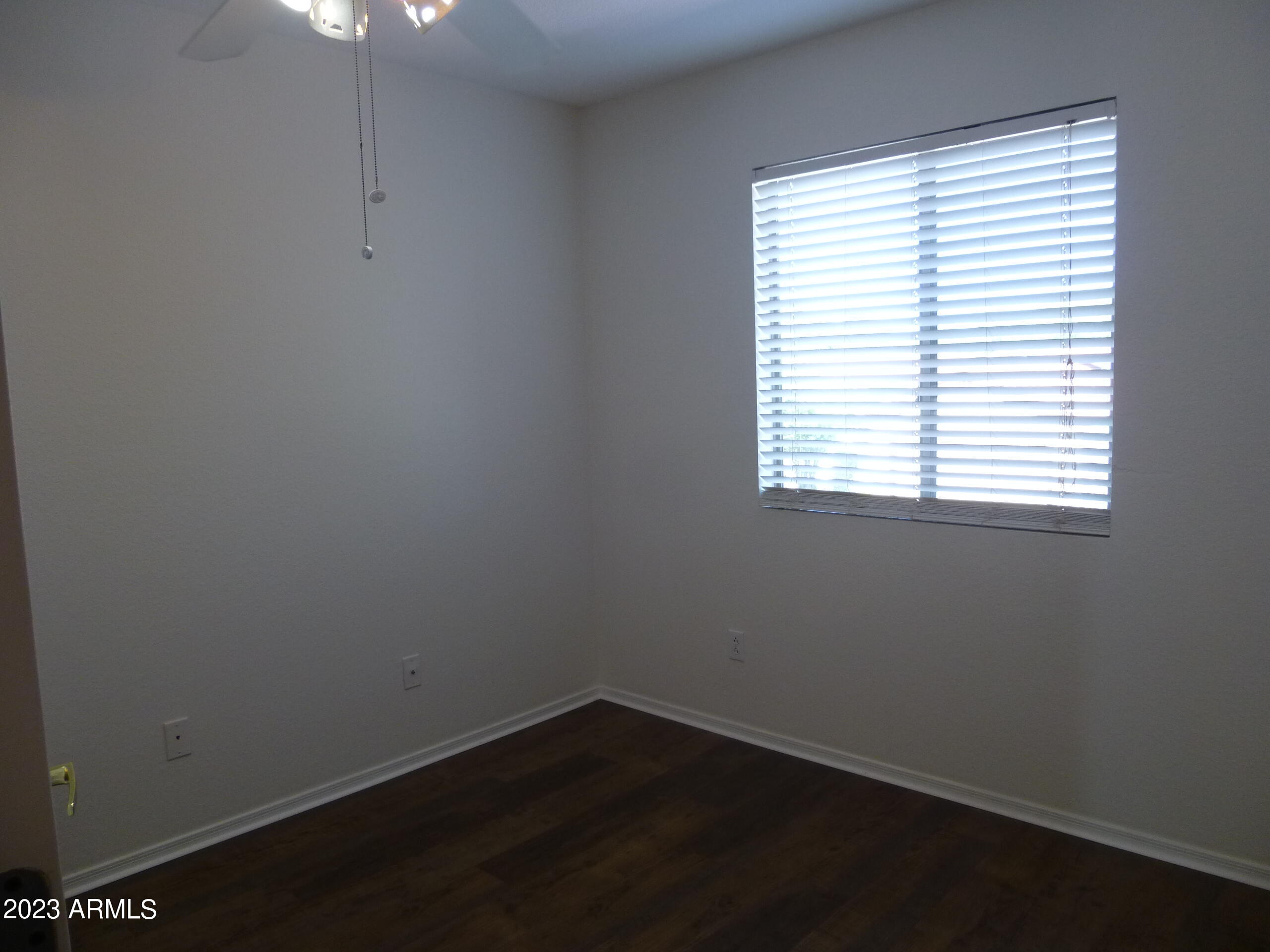 964 South Racine Lane Gilbert, AZ 85296 - Photo 30 of 35 3rd bedroom