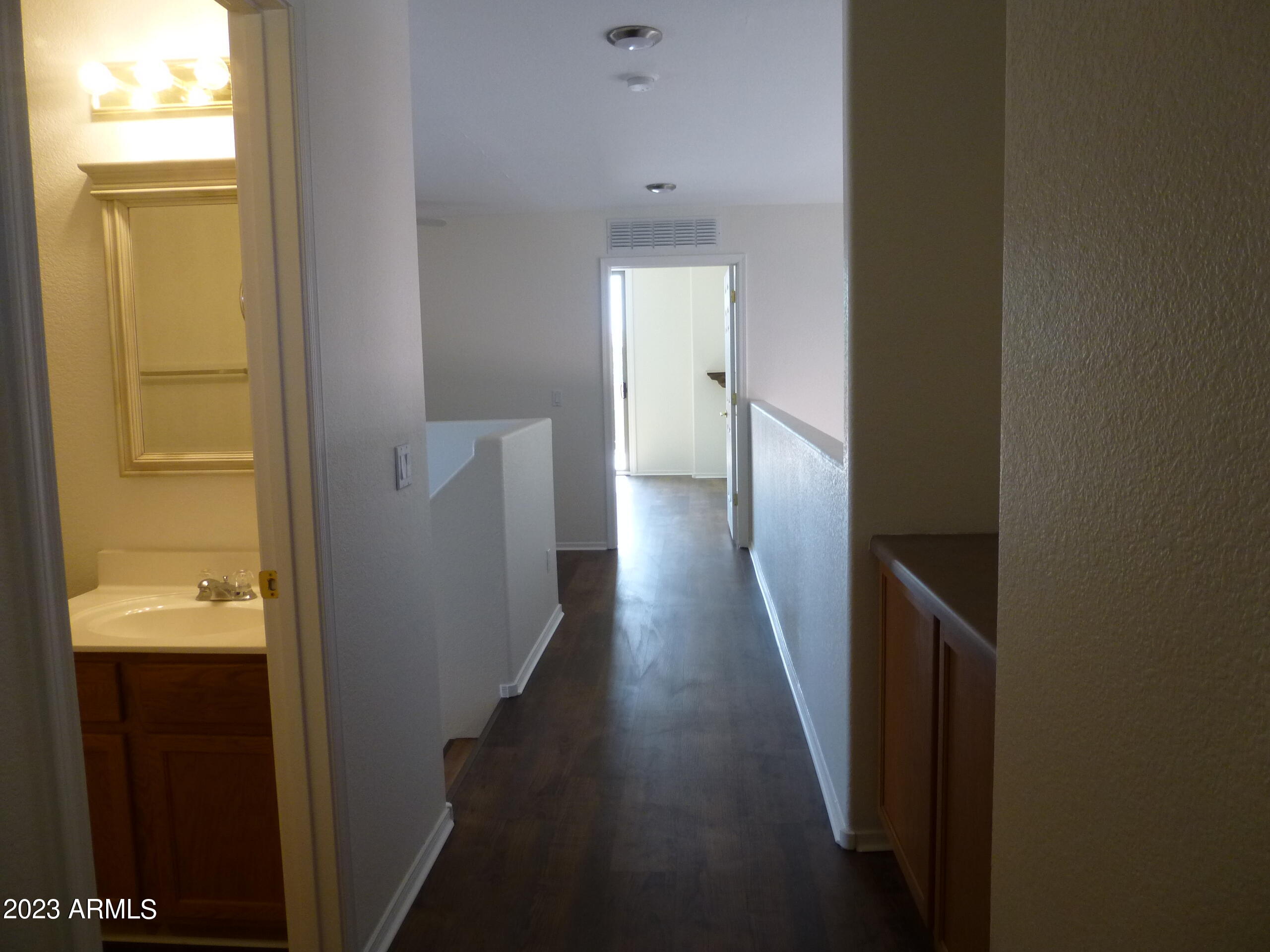 964 South Racine Lane Gilbert, AZ 85296 - Photo 31 of 35 hallway