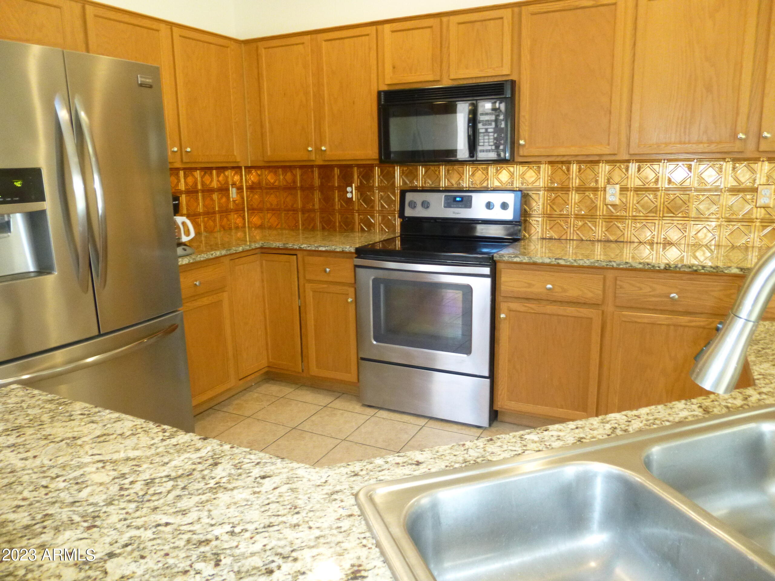 964 South Racine Lane Gilbert, AZ 85296 - Photo 33 of 35 awesome kitchen