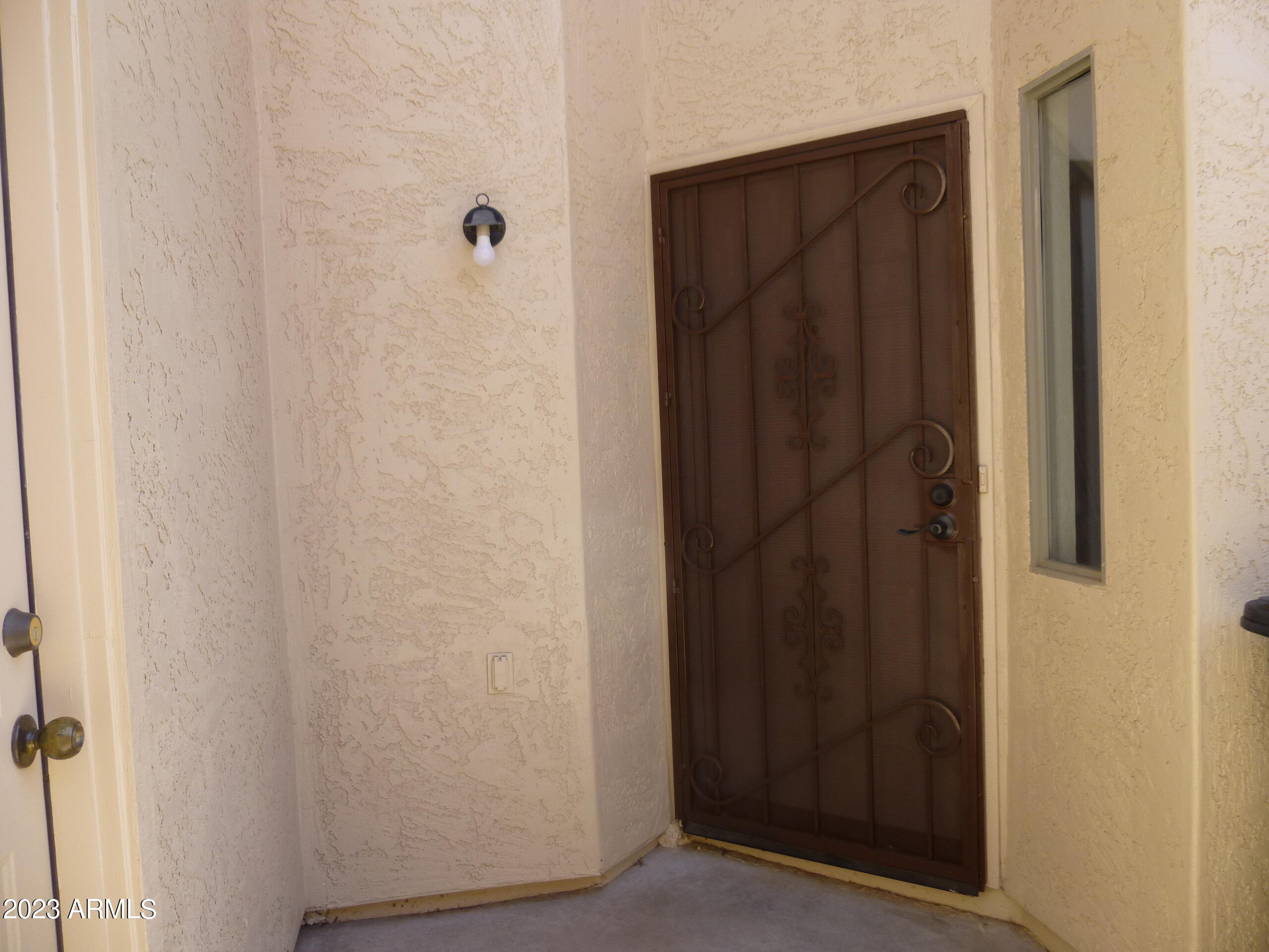 964 South Racine Lane Gilbert, AZ 85296 - Photo 6 of 35 front door