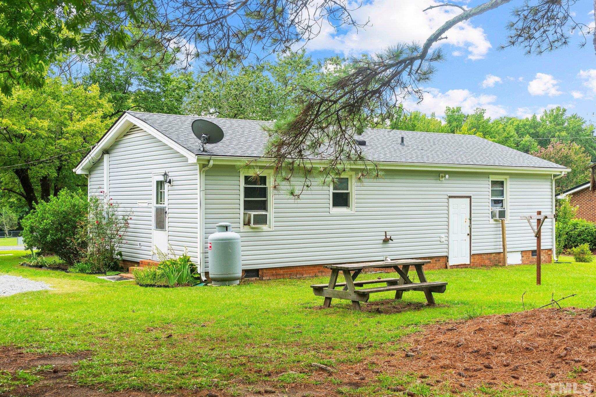 1100 Brick Mill Road Coats, NC 27521 - Photo 4 of 34 Gallery Image 4