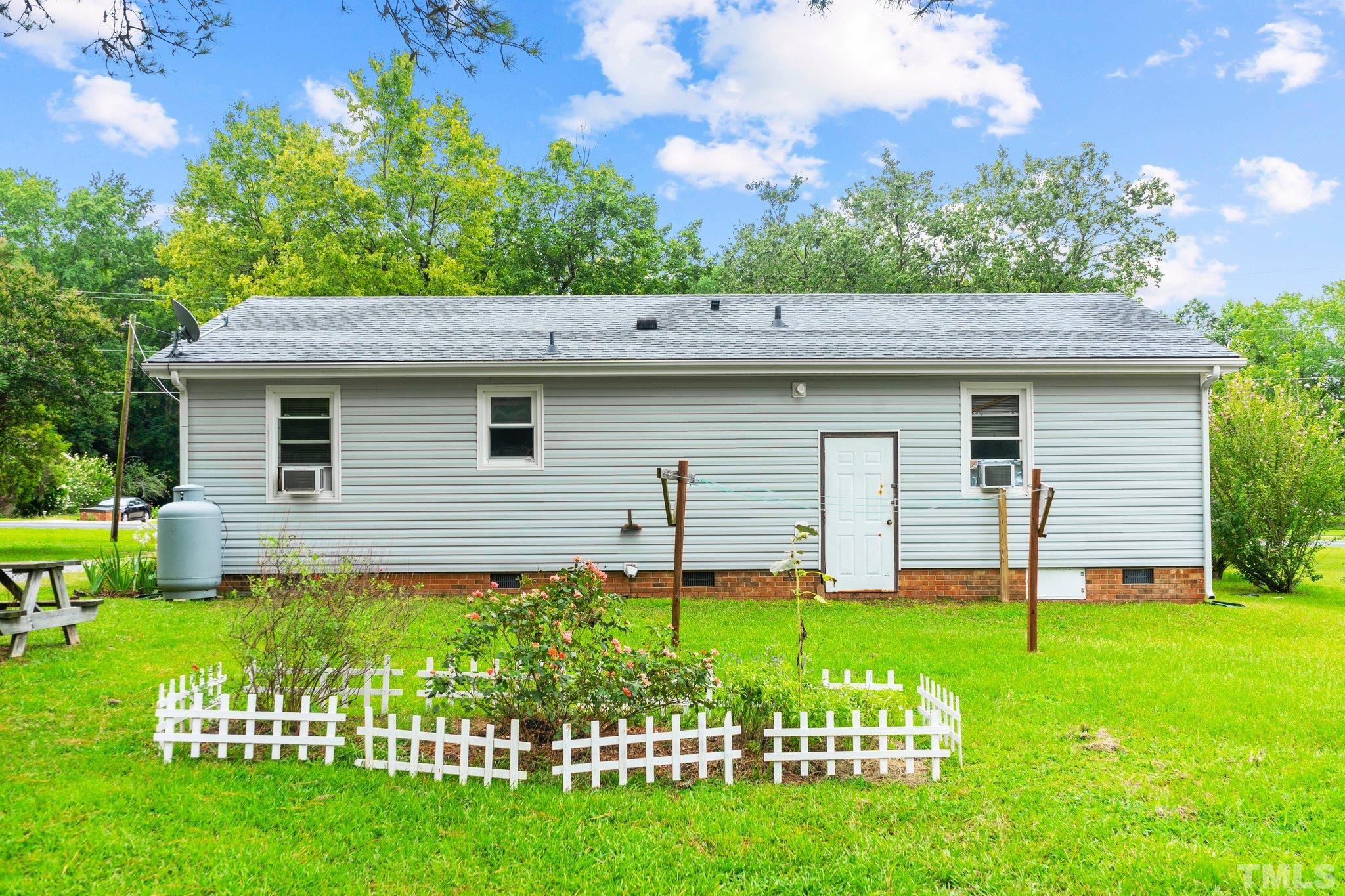 1100 Brick Mill Road Coats, NC 27521 - Photo 5 of 34 Gallery Image 5