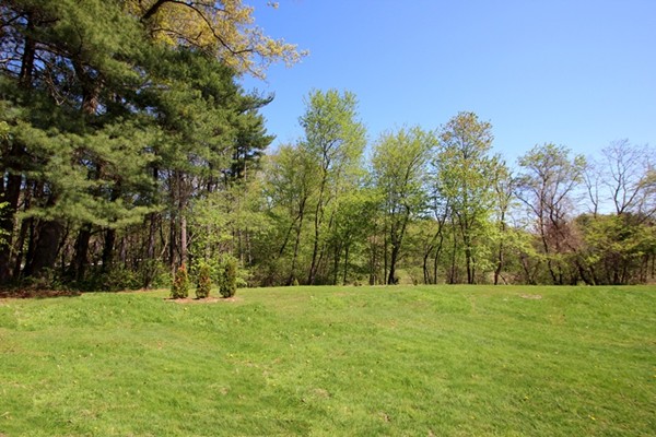 71 Rabbit Road Salisbury, MA 01952 - Photo 3 of 18