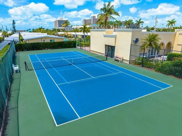 a view of a tennis court