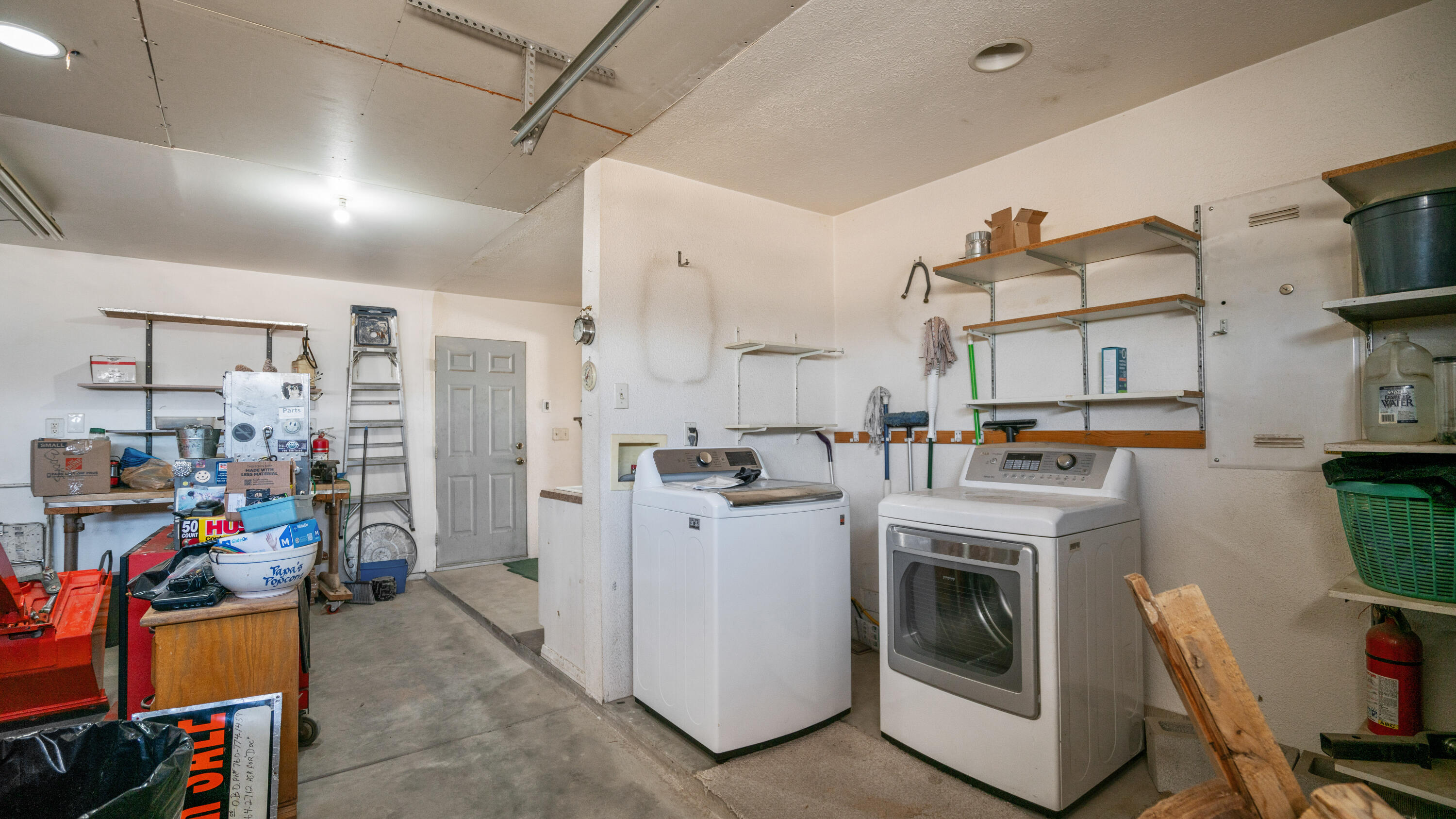 58522 Reche Road Landers, CA 92285 - Photo 39 of 57 58522 Reche Rd Interior-12