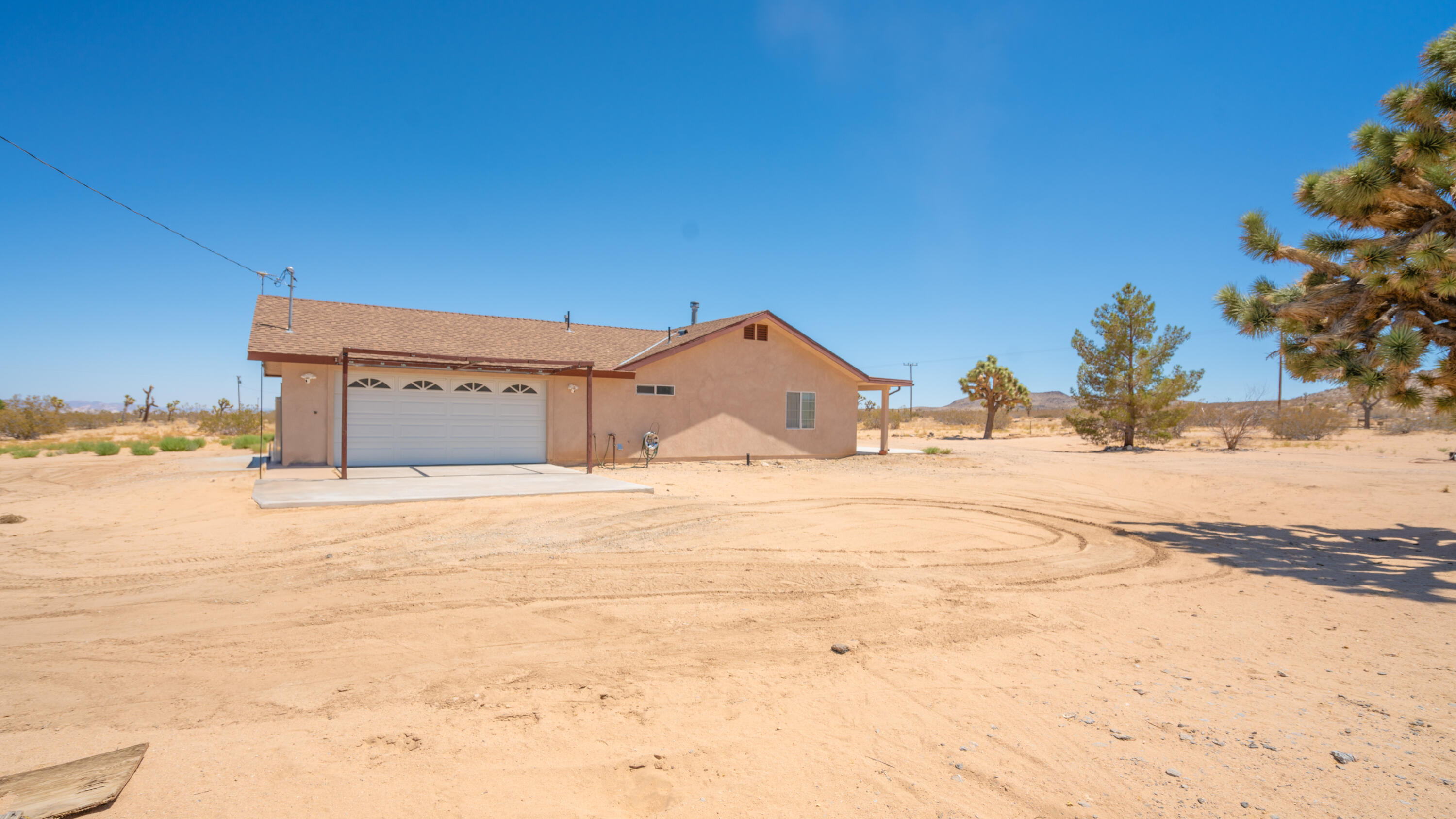 58522 Reche Rd Exterior-3