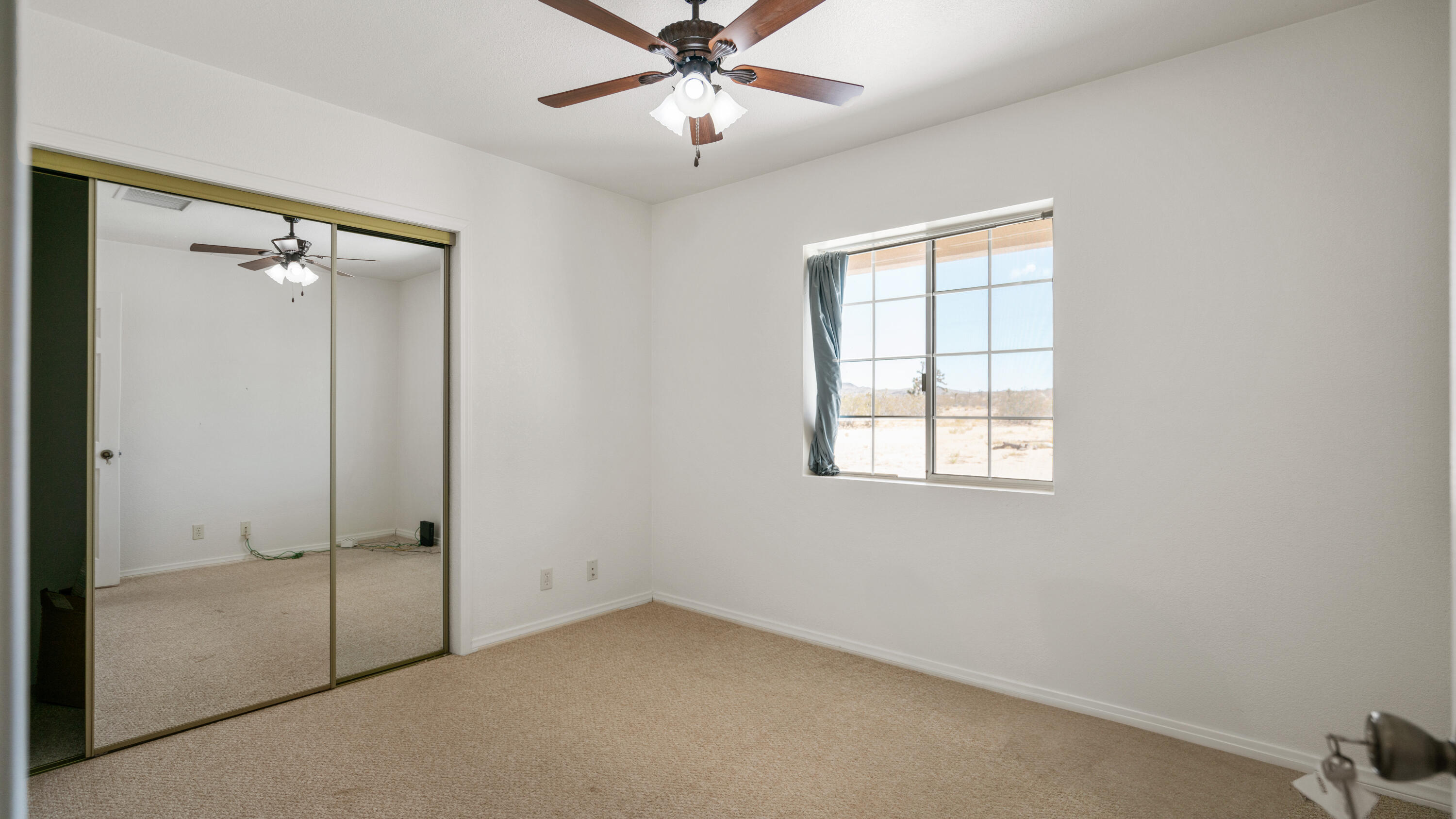 58522 Reche Road Landers, CA 92285 - Photo 43 of 57 8582 Frontera Dr Interior carpet-3