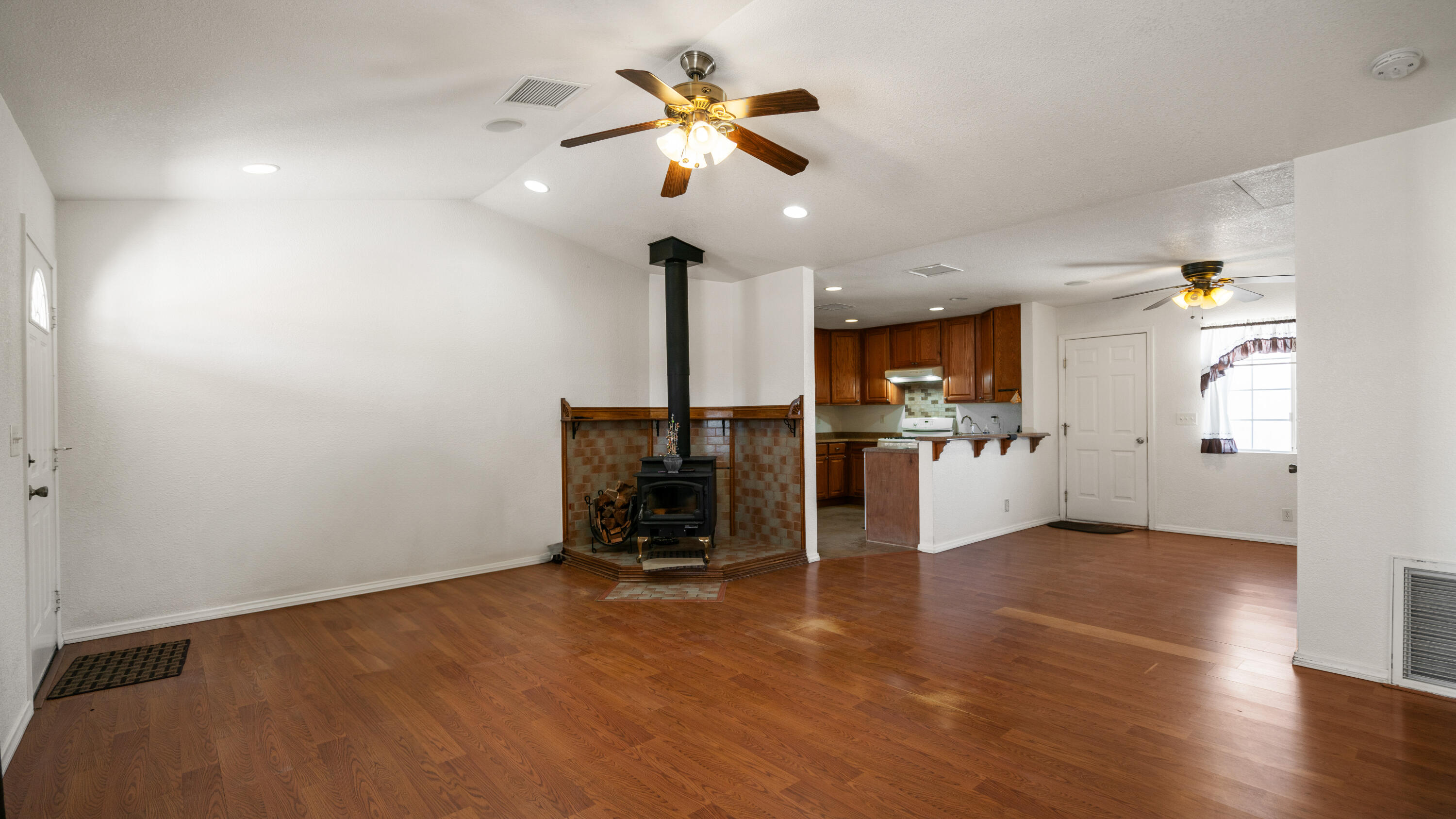 58522 Reche Road Landers, CA 92285 - Photo 48 of 57 58522 Reche Rd Interior-26