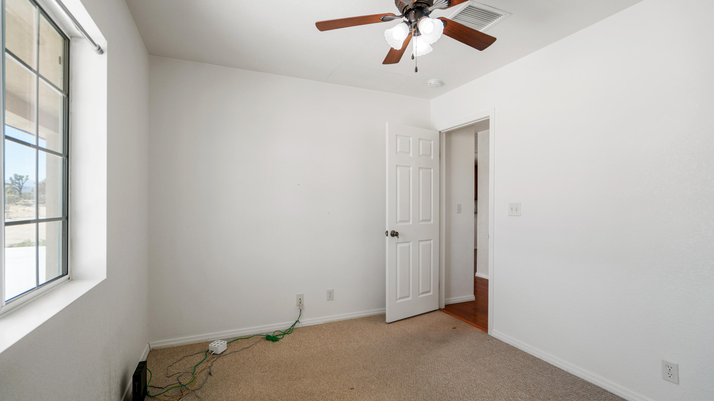 58522 Reche Road Landers, CA 92285 - Photo 52 of 57 58522 Reche Rd Interior-20