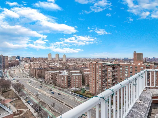 $1,399,000 | 107-40 Queens Boulevard, Unit 19A PH | Forest Hills