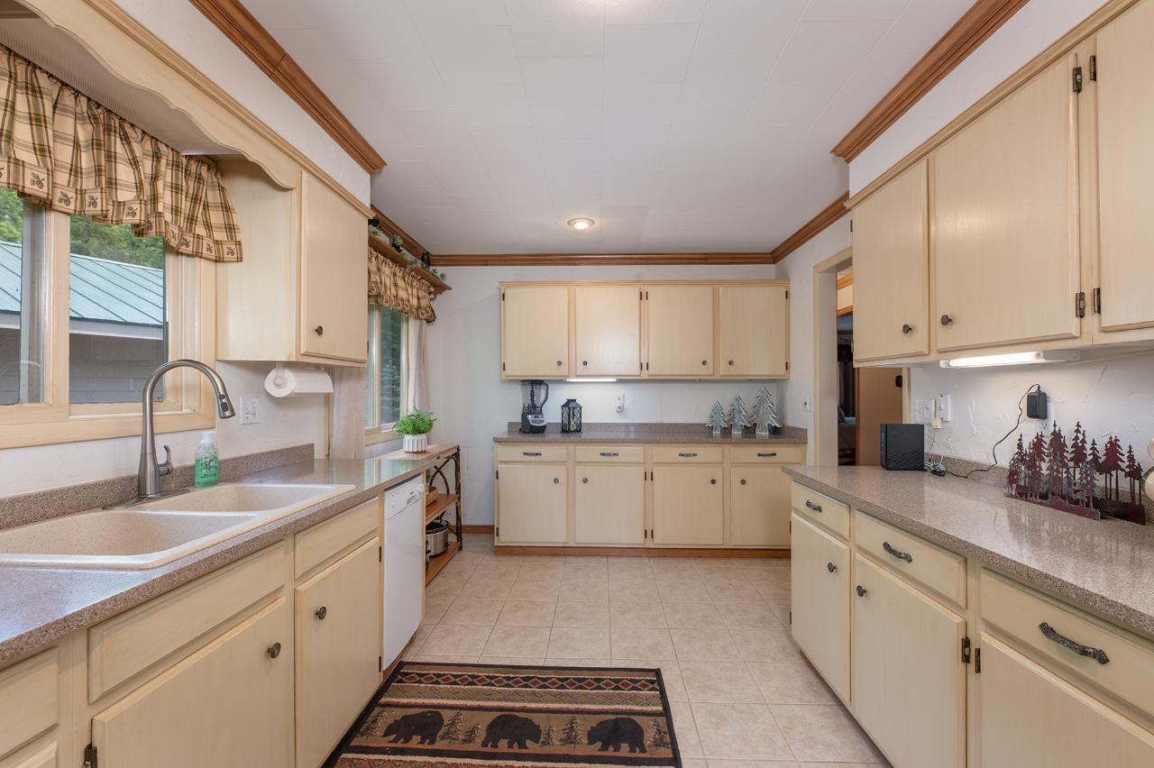 7744 No Fish Bay Road St. Germain, WI 54558 - Photo 6 of 40 Gallery Image 6