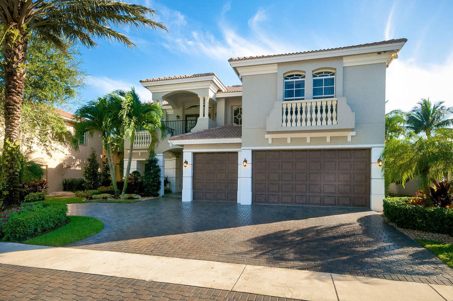 8962 Valhalla Drive Delray Beach, FL 33446 - Photo 2 of 51 20180206191444854955000000-o