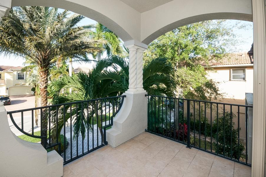 8962 Valhalla Drive Delray Beach, FL 33446 - Photo 29 of 51 20180206191449702917000000-o