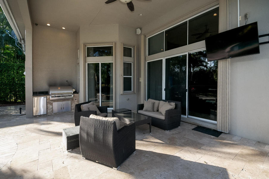 8962 Valhalla Drive Delray Beach, FL 33446 - Photo 30 of 51 20180206191448711247000000-o