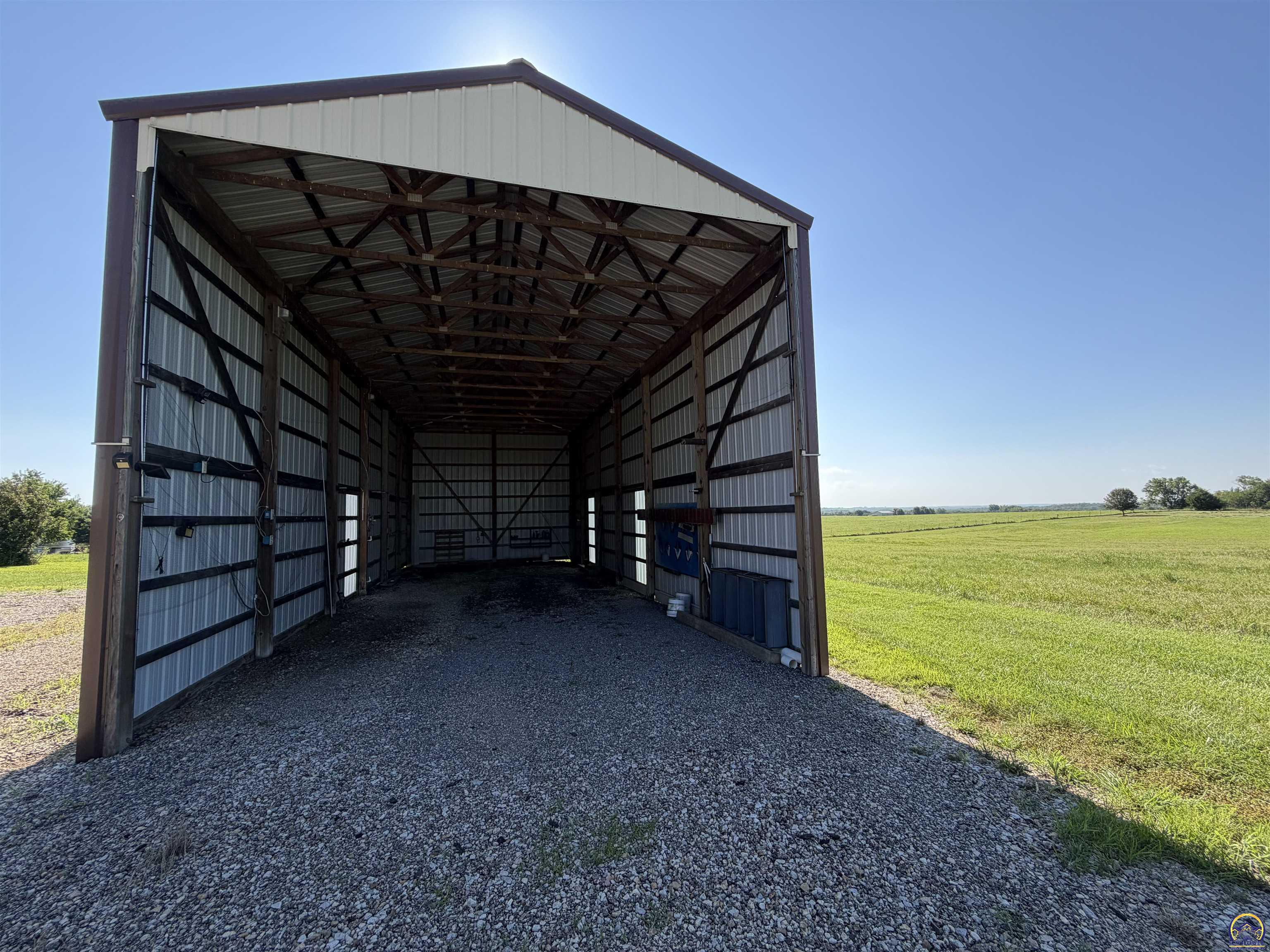 6130 Northeast Shaffer Road Topeka, KS 66617 - Photo 37 of 40