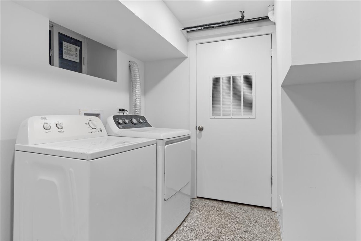 722 South Laflin Street, Unit G Chicago, IL 60607 - Photo 13 of 16