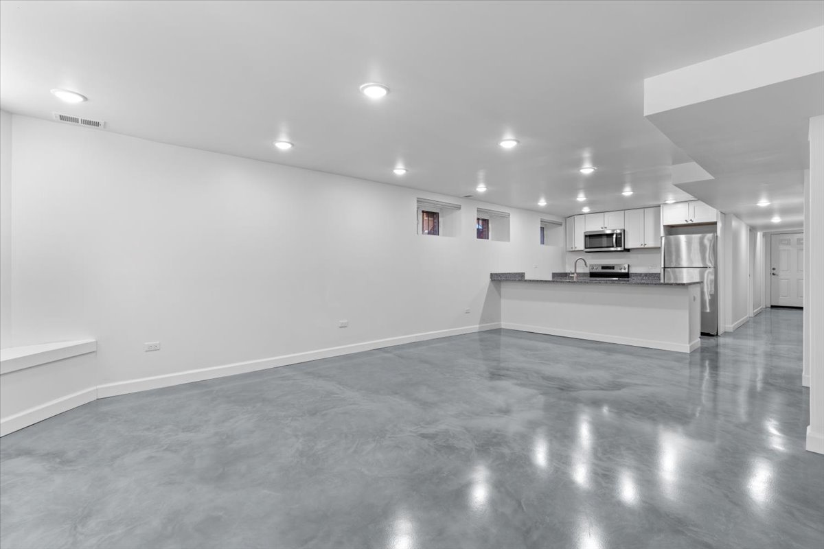 722 South Laflin Street, Unit G Chicago, IL 60607 - Photo 2 of 16