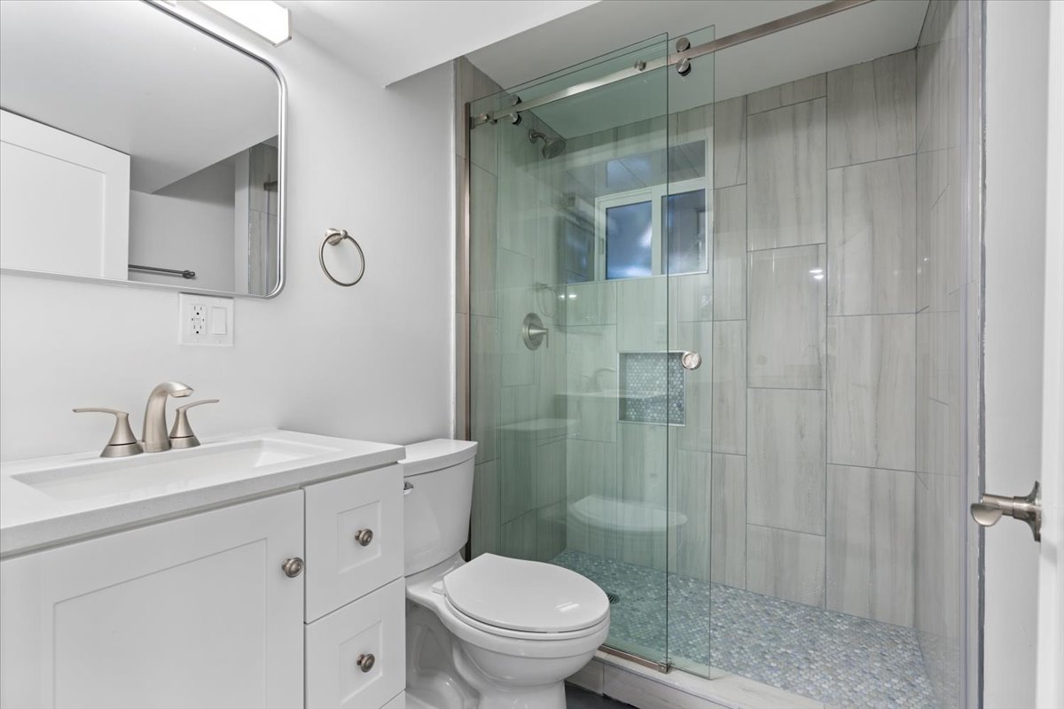 722 South Laflin Street, Unit G Chicago, IL 60607 - Photo 10 of 16