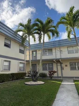 $1,900 | 532 Brittany Lane, Unit L, Delray Beach, FL 33446