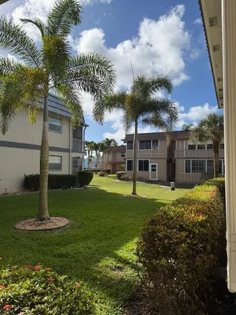 $1,900 | 532 Brittany Lane, Unit L, Delray Beach, FL 33446