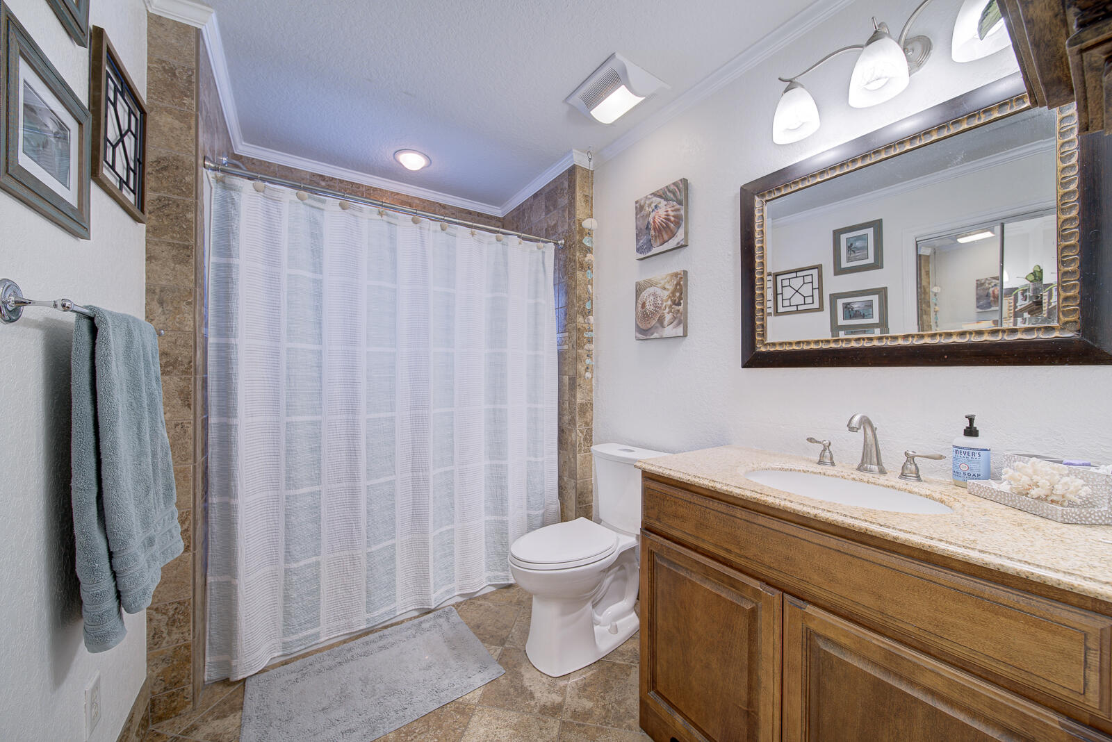 4596 Avalon Street Boca Raton, FL 33428 - Photo 17 of 48 G Bath 1