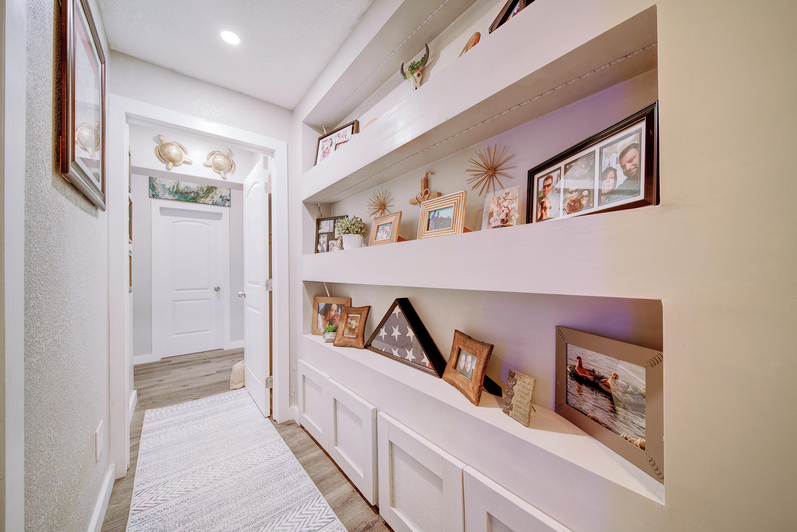 4596 Avalon Street Boca Raton, FL 33428 - Photo 20 of 48 Hallway