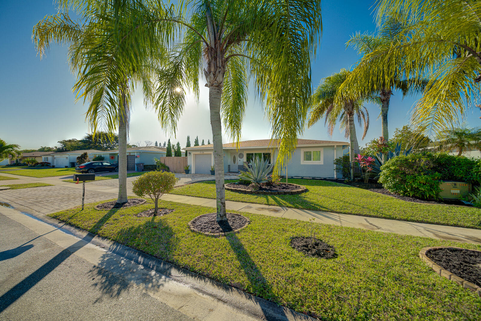 4596 Avalon Street Boca Raton, FL 33428 - Photo 4 of 48 Exterior 4