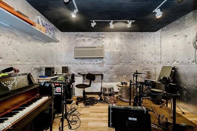 $375,000 | 6560 Lapel Road, Pendleton, IN 46064