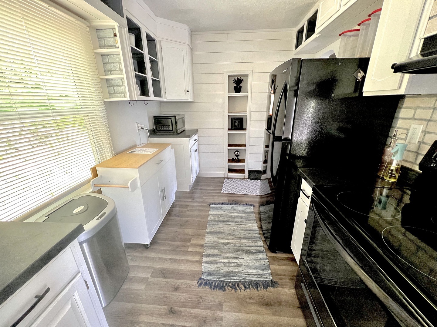 3118 Indian Road Davenport, IA 52802 - Photo 9 of 17 Gallery Image 9