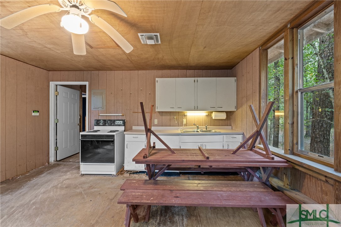 628 Riverside Drive Claxton, GA 30417 - Photo 14 of 33