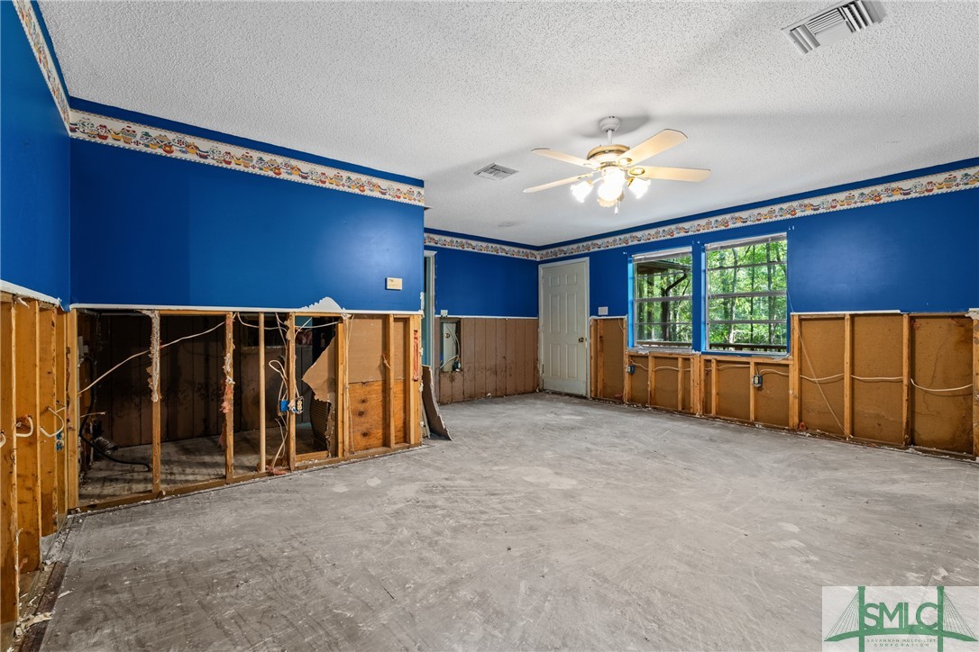 628 Riverside Drive Claxton, GA 30417 - Photo 19 of 33