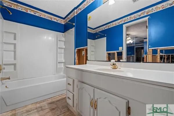 $100,000 | 628 Riverside Drive, Claxton, GA 30417