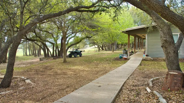$2,402,720 | 2010 County Road 228, Florence, TX 76527