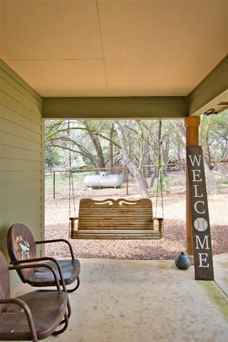 $2,402,720 | 2010 County Road 228, Florence, TX 76527