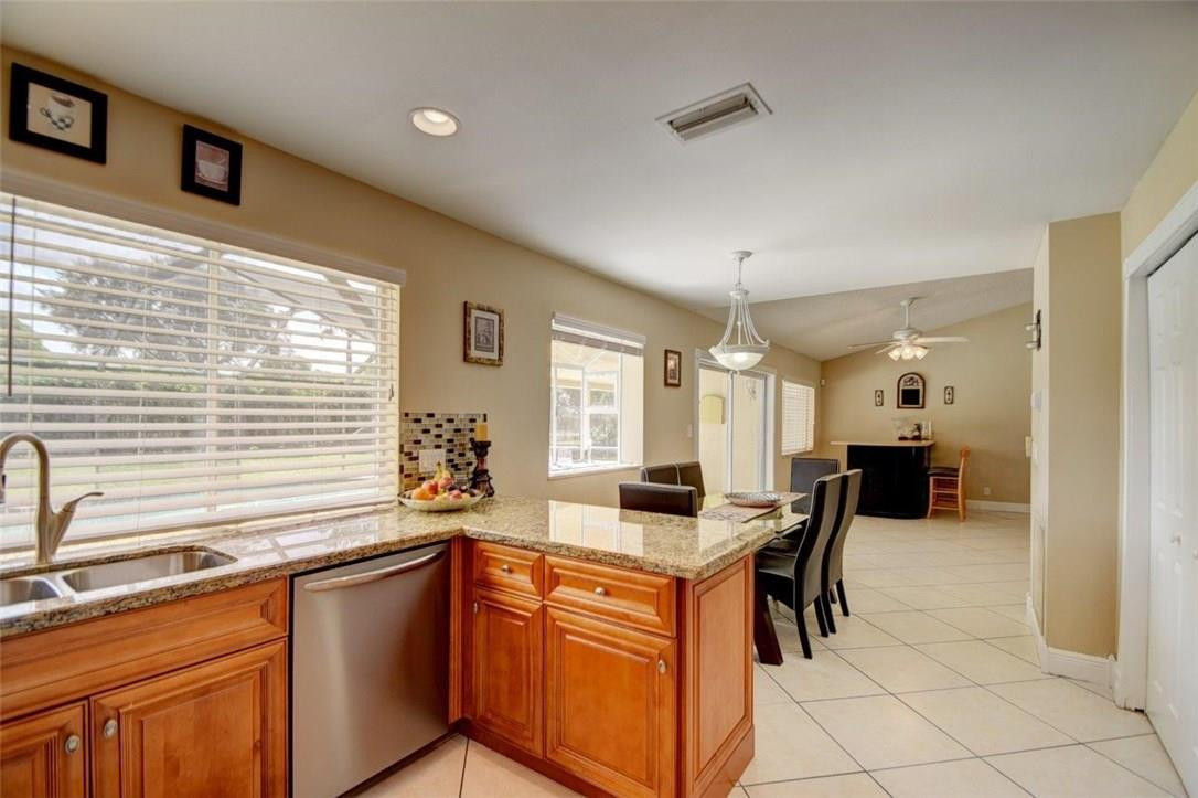 18305 102nd Way South Boca Raton, FL 33498 - Photo 11 of 24 Photo 11
