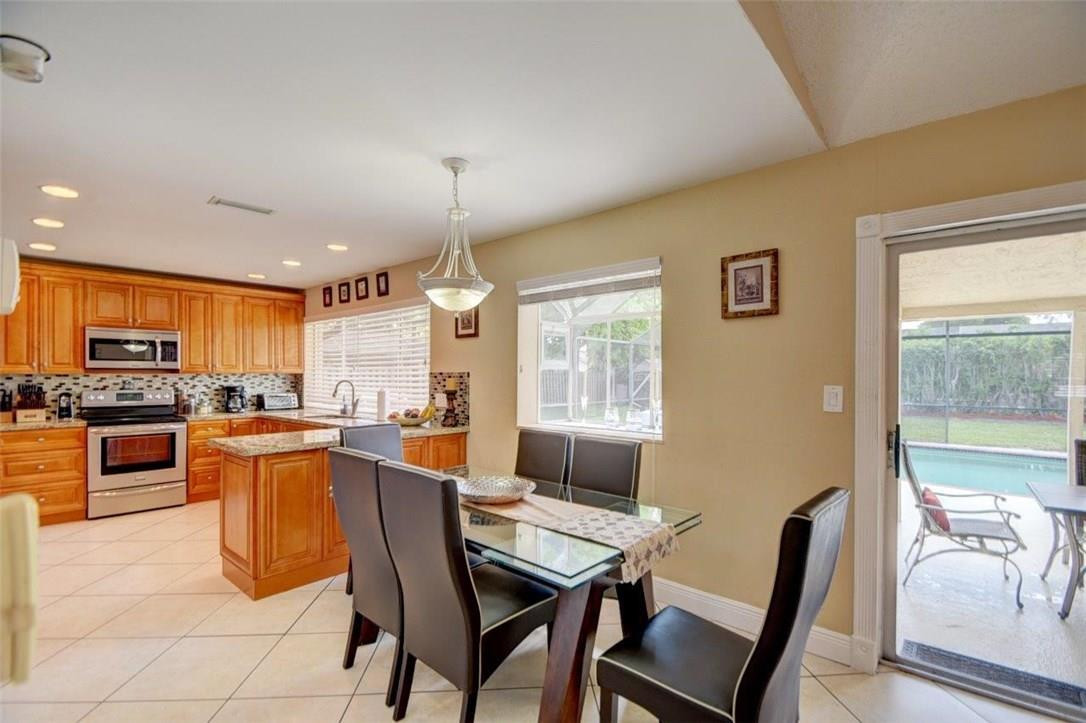 18305 102nd Way South Boca Raton, FL 33498 - Photo 7 of 24 Photo 7