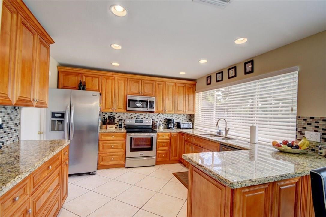 18305 102nd Way South Boca Raton, FL 33498 - Photo 9 of 24 Photo 9