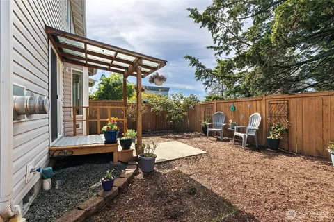 $415,000 | 117 21st Street Southeast, Unit D, Auburn, WA 98002