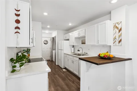 $415,000 | 117 21st Street Southeast, Unit D, Auburn, WA 98002