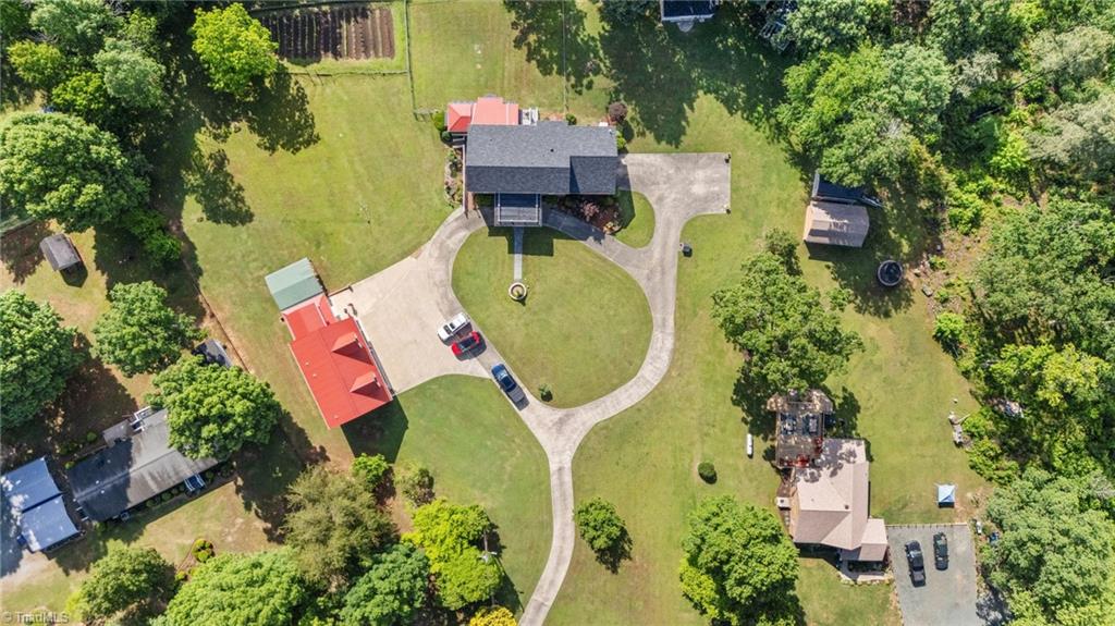 4024 Rural Retreat Road Burlington, NC 27215 - Photo 17 of 50 Drone View