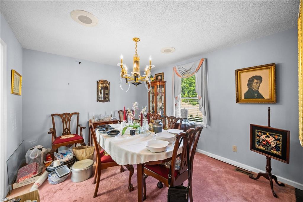 4024 Rural Retreat Road Burlington, NC 27215 - Photo 20 of 50 Dining Room