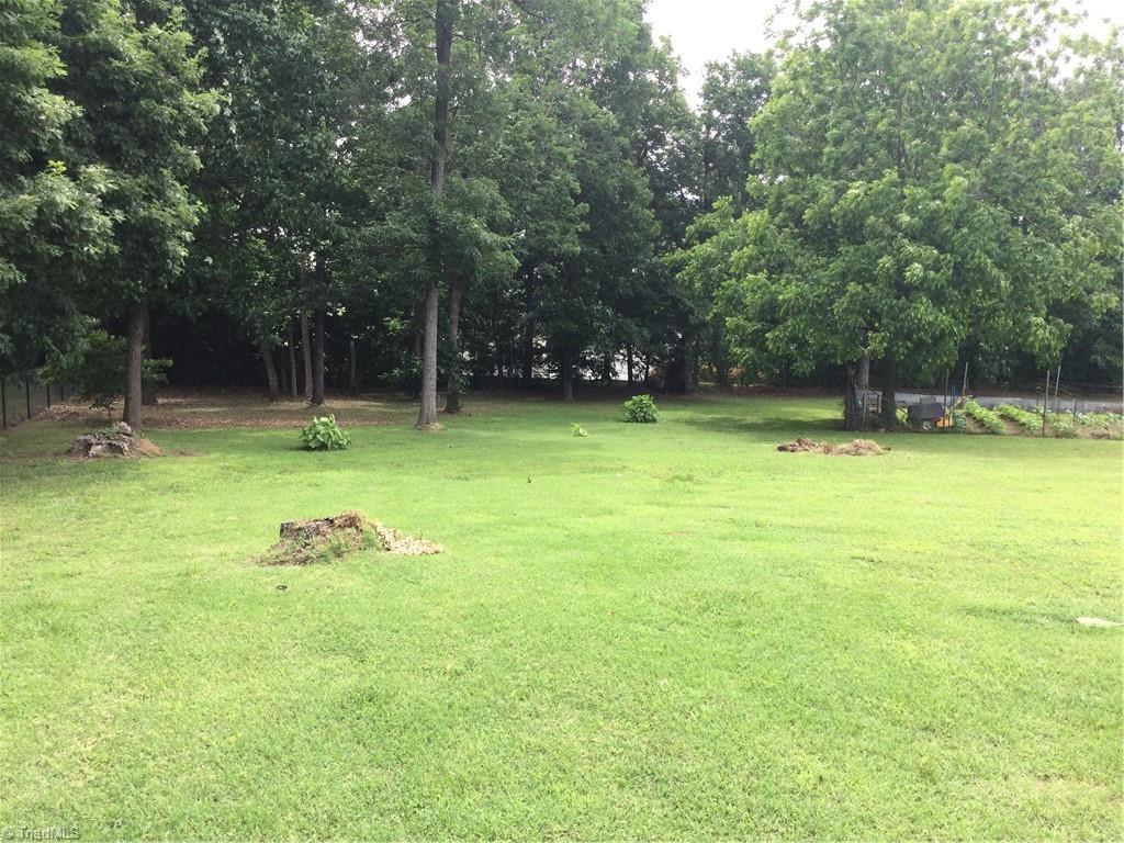 4024 Rural Retreat Road Burlington, NC 27215 - Photo 8 of 50 Large Yard!